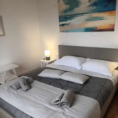 Favier Апартаменты